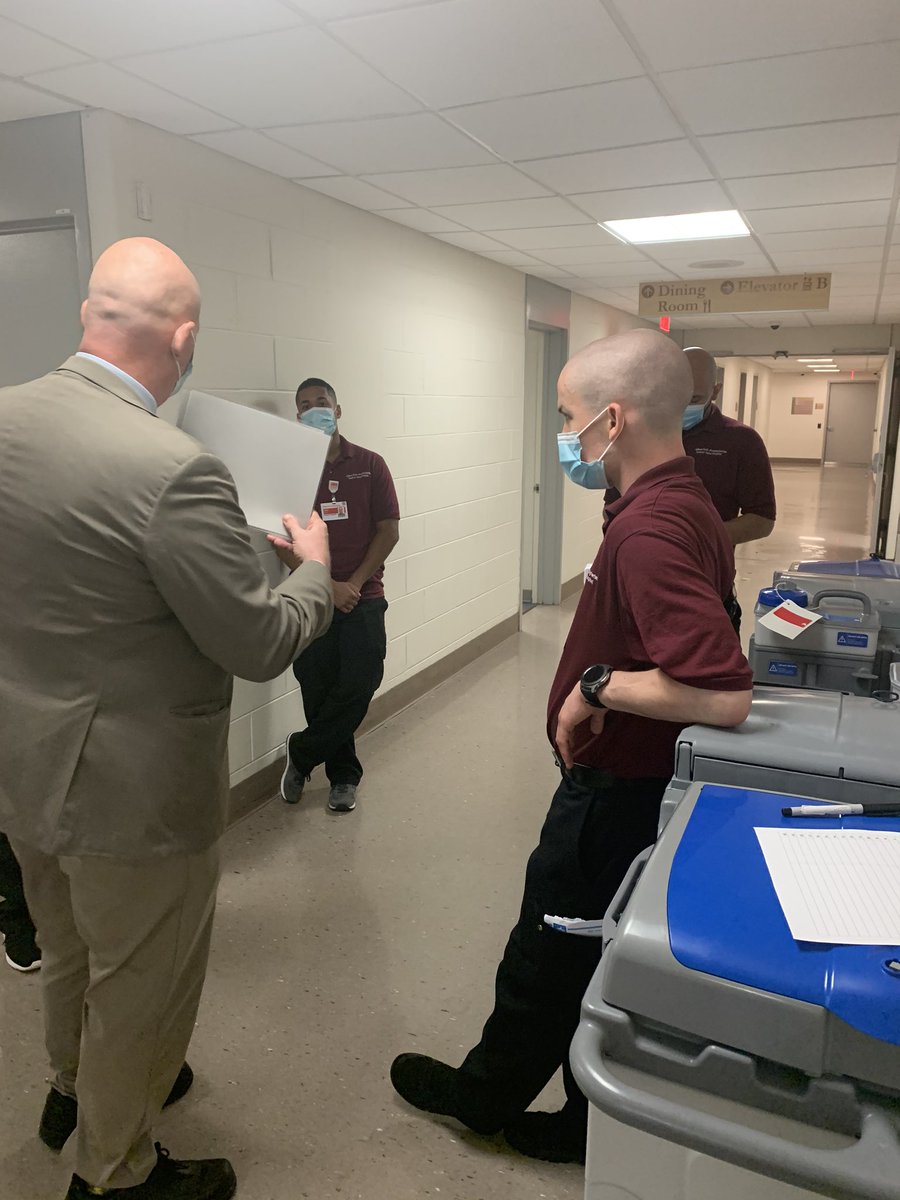 Paul Butler did an unbelievably great presentation for our outpatient lab and our transport team. Well being touch base was incredibly helpful. @PaulBnyphvhc <a href="/AngelaGP_NY/">Angela GPerez</a> <a href="/Daniel_NYP/">Daniel Wald</a> @NYPHVH