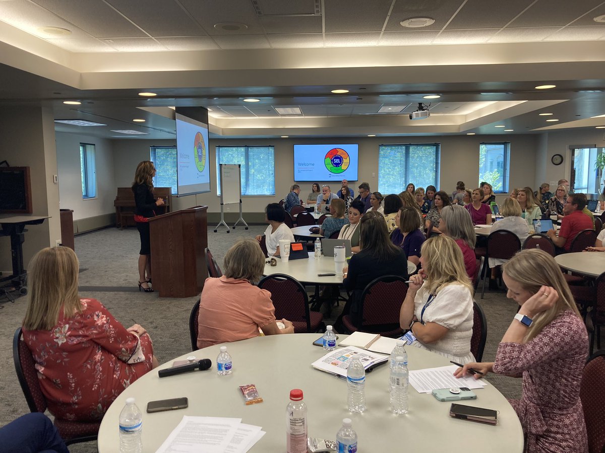 tpyfer's tweet image. First Lady @AbbyPalmerCox thanking educators &amp;amp; parents for lifting up students and supporting public education. While media may be teaching young people hate and division, educators are teaching empathy, compassion and hope. #SEL