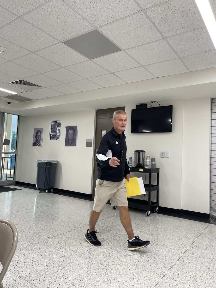 mikedorantes's tweet photo. PLC time at @SpringWoodsHigh !
#SBISDPROUD
#SWHSSTRONGSTART
#allmeansall
@BrigLeane @SBISD https://t.co/vuP1Y5wpWh