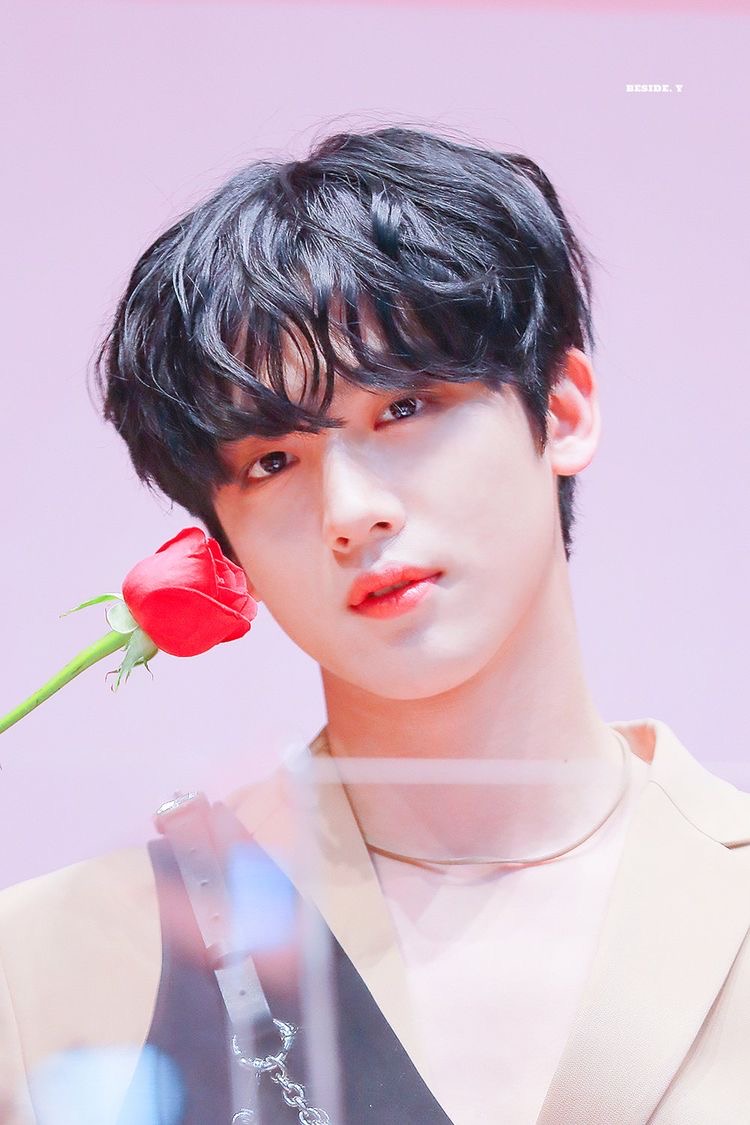 #김요한 #KIMYOHAN #WEi