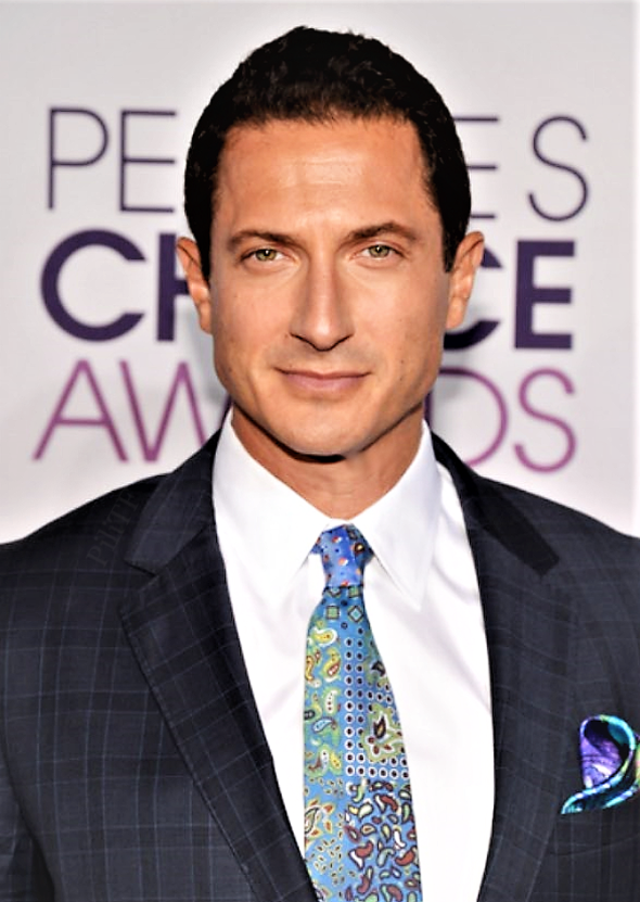 PiliTF's tweet photo. #SashaRoiz at the 2013 People´s Choice Awards.
Nokia Theatre.
Los Angeles, California
January 9, 2013
#repost https://t.co/RYAFAiXIPv