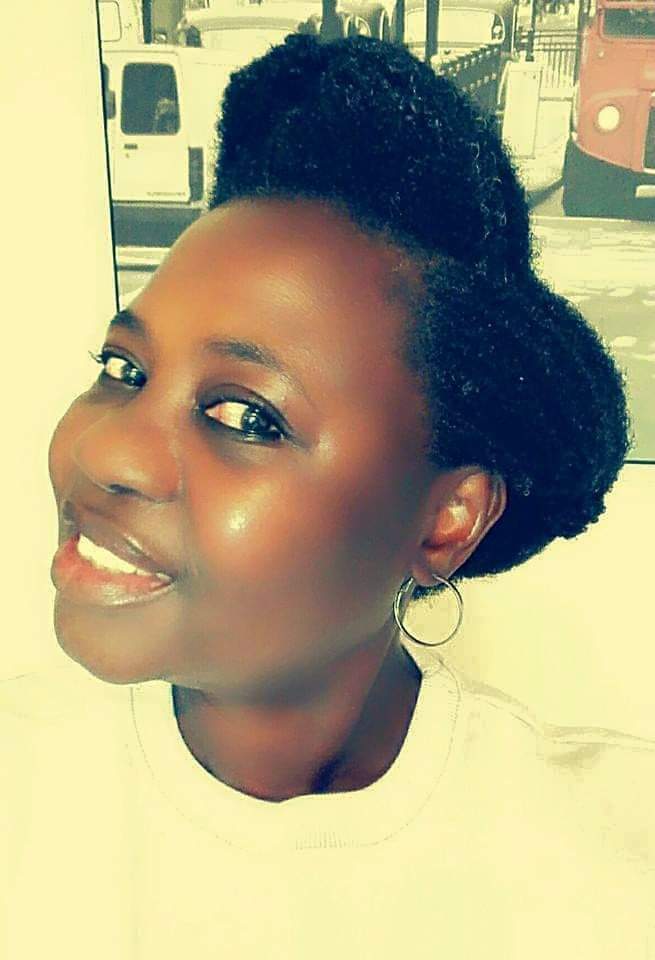 Chibesae's tweet photo. Hair wash day! 

Normalise natural afro hair and preserve your hairline...😊 https://t.co/Gf3q7jjyF7