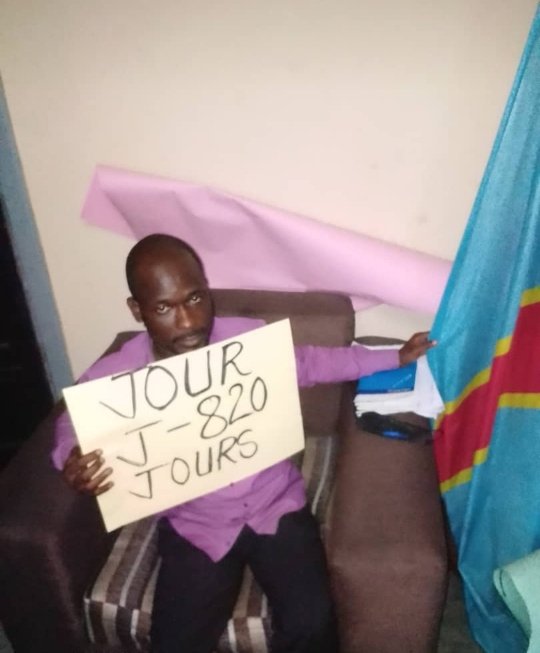 YoloAlfred's tweet photo. Je pense que ns avons eu 2sanctions pour fraude électorale pardon je dirais plutôt 2faux pénaltys par apport à la personne et je pense que 7x-ci ns savons là où réside l'arbitre (Vita vs Imana,Mazembe vs Lipopo) malheureusement on connaît la suite le gagnant reste le champion. https://t.co/0xWBmq3PNJ