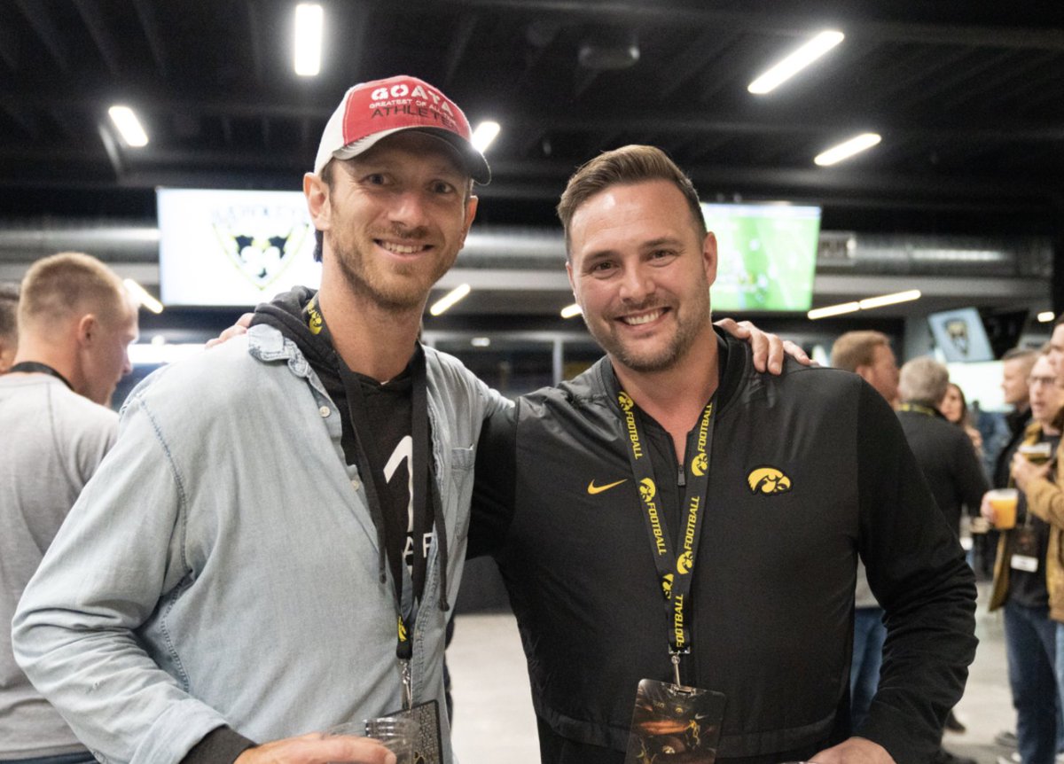 Hawkeye Legacy tweet media