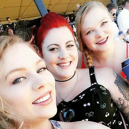 whytraxx's tweet photo. Flash back Friday to when people could gather in public places #lockdown2021 #lockdown6 #covid_19 #friends #flashbackfriday #twitchgirl #whytraxx #lockdownblues https://t.co/yRzYsE8otD