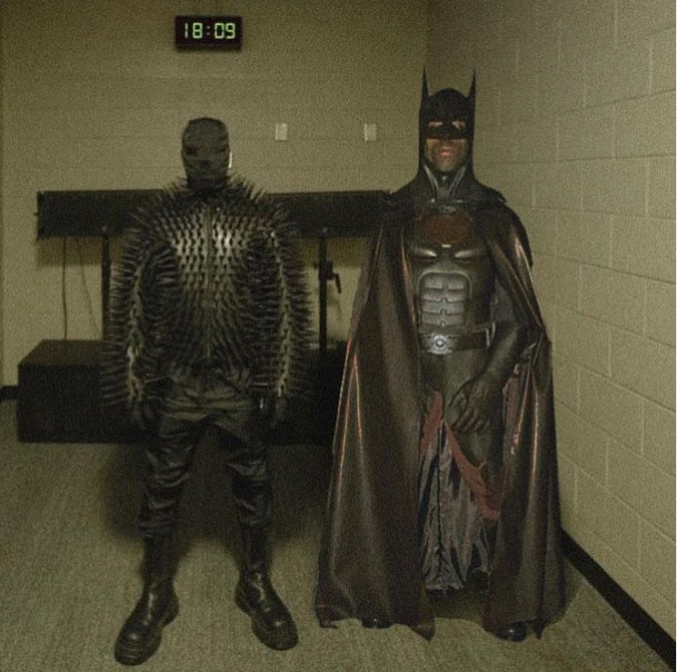 jaeq_r's tweet photo. @PigsAndPlans This new batman movie going to be 🔥 https://t.co/eABmuY8PqN