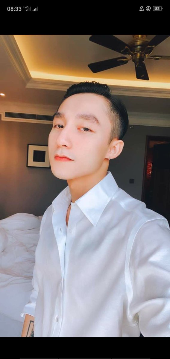 Lin02233415's tweet photo. 😚😚😚

REQUEST @sontungmtp777 @MTV #FridayLivestream 

SKY IS READY
#FightForMTP
#SonTungMTP https://t.co/ZMegqpxX5J https://t.co/FlIBrjf6H0
