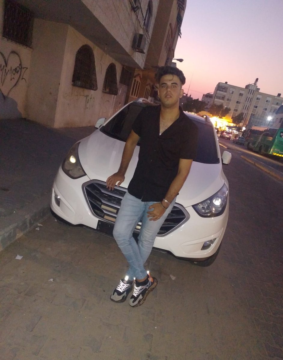 وسعع يلاا البابا وصل....لو انت بطل انا هرم 👑😌