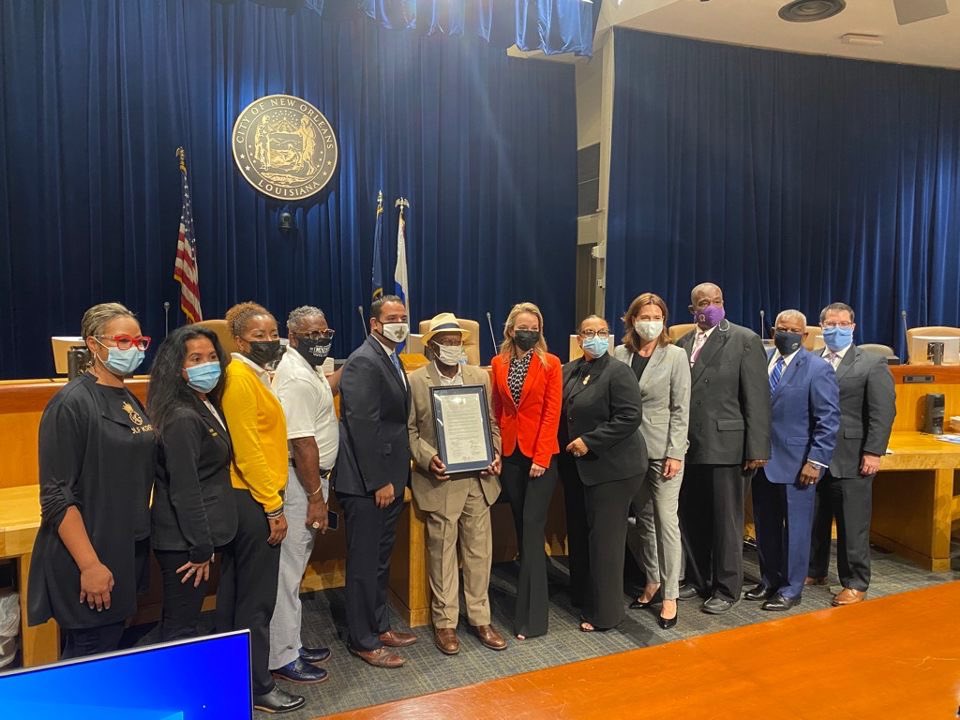 JaredCBrossett's tweet photo. Honoring fellow #Roneagle, Mr. Arthur “Ducky” Gilbert for his contributions with the teachings of golf skills, to children, and citizens of New Orleans.
https://t.co/WfTB1Lo35l https://t.co/oiV6EZhHvx