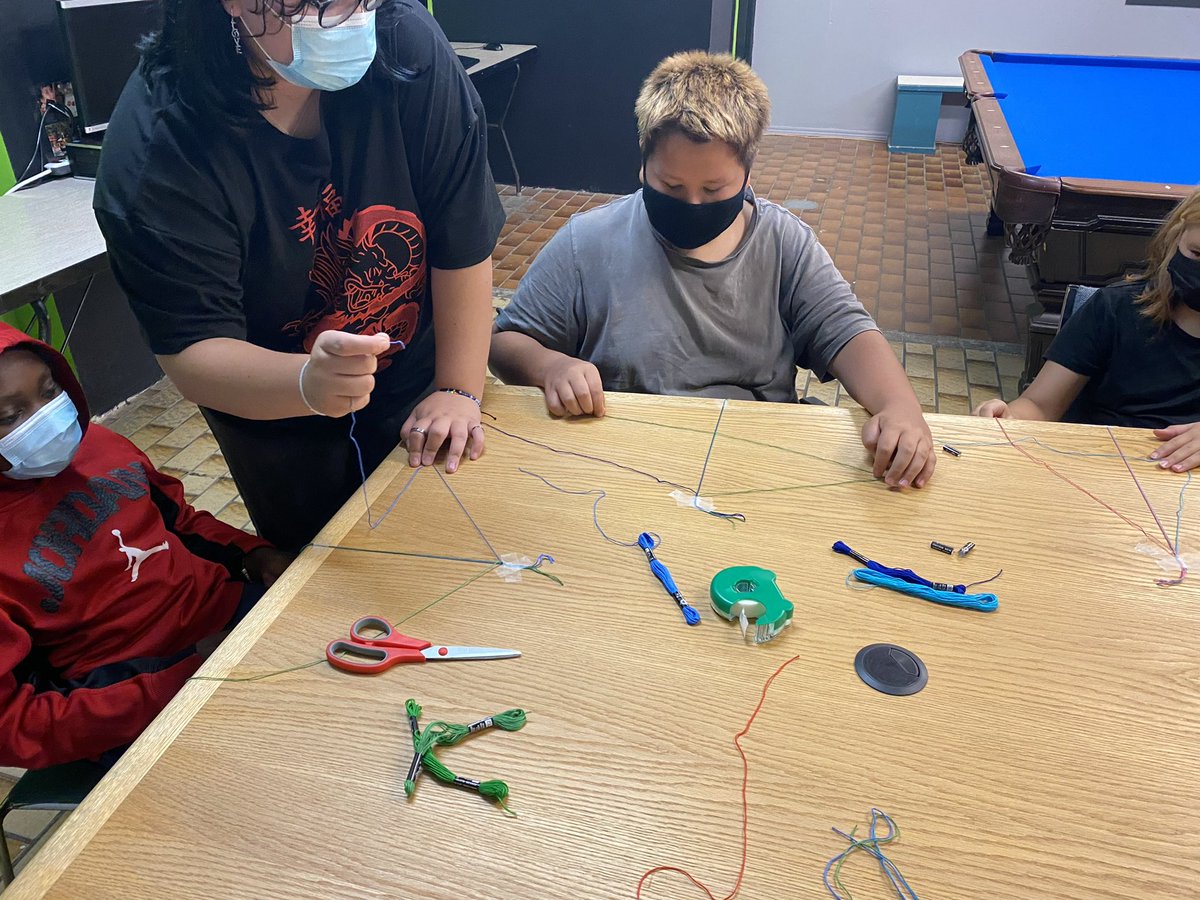 wpg_tsj's tweet photo. What’s more fun than making Friendship bracelets? Come by and make one 🧶 https://t.co/mZG8YH5dN4