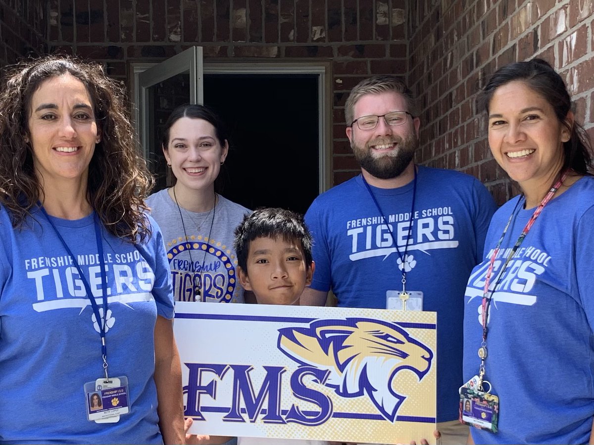 CisnerosIda's tweet photo. Visiting our new FMS Tigers today! @FrenshipMS @FrenshipISD #fmsinspires https://t.co/KfEwHXGcjs