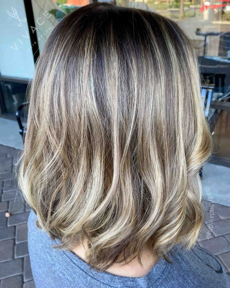 vivacehairsalon's tweet photo. Shoulder length BRONDE created with #balayage highlights by Adrian Sieminski! #delmar #sandiego #carlsbad #solanabeach #encinitas #sanmarcos #hairsalon #oceanside #escondido #vista #haircolor #hairstylist #blondehair #bressiranch https://t.co/Aqr4YGC1AK