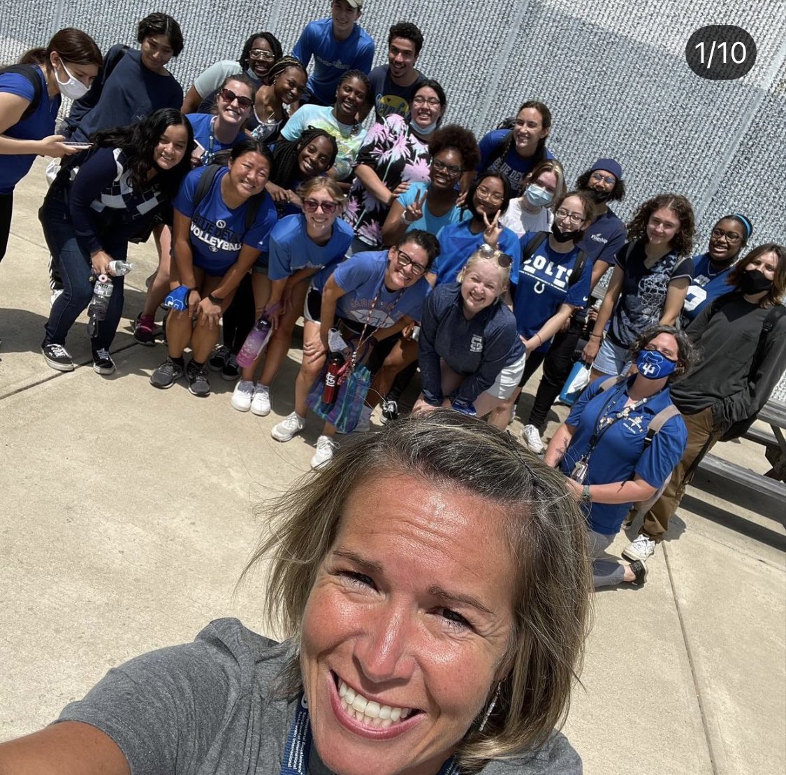 Shortridge's tweet image. Shortridge scholars spent part two of their service learning day @GleanersFBIndy helping fight food insecurity by sorting and unpack aging 8800 pounds of food  which is enough for 7400 meals! #SHSdayofservice #poweredbyproact @IPSSchools