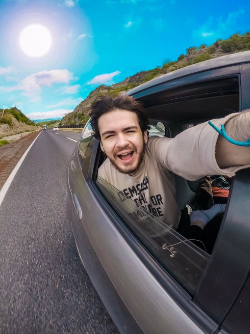 Hace calor 🌴 https://t.co/zRwwyq00iB