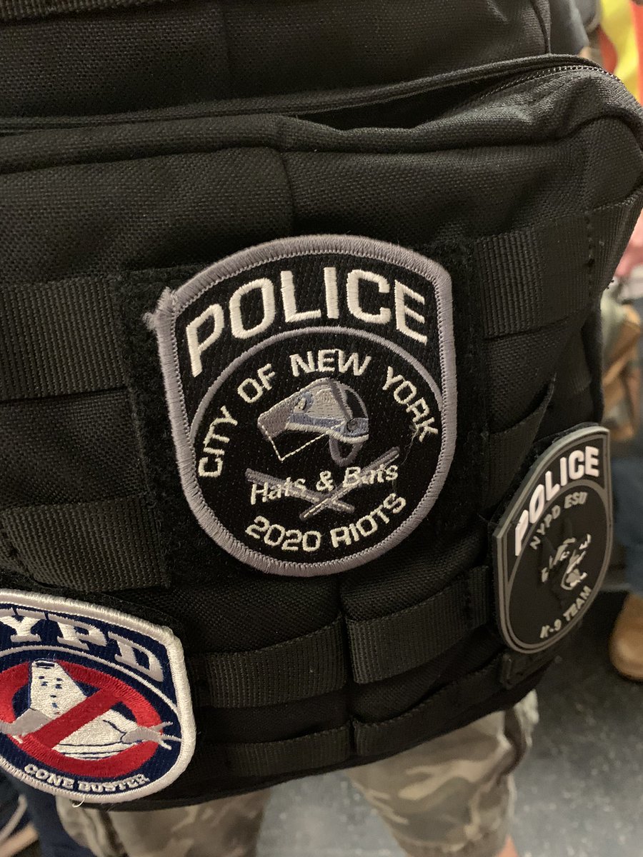 JillyBallistic's tweet photo. Took this photo today on the uptown 3. You can’t reform this. https://t.co/oxqO4o4rjX