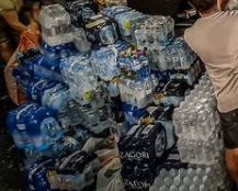 VisionRLSH's tweet image. Gathered some resources &amp;amp; food for the wild fire at Greece today! 
We will gather more again tomorrow 
Thank you all for helping 

#RLSH #Greece #πυρκαγιες #βαρυμπομπη