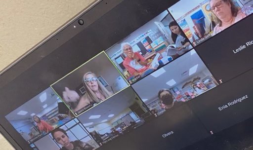 MyraGongora's tweet photo. @AngletonISD pre-k unboxing The Creative Curriculum🎉💜@TeachStrategies #PreKisCool #ExploreDiscoverThrive https://t.co/azX9ziucPc