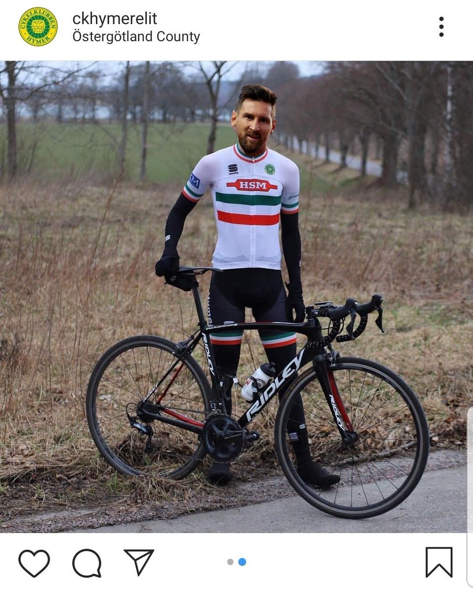 Hymerbussen's tweet photo. Välkommen 😎🥇 Låt bli att lägga gelspapper på golvet, tack.  @CKHymerElit https://t.co/MdukPYxRTA