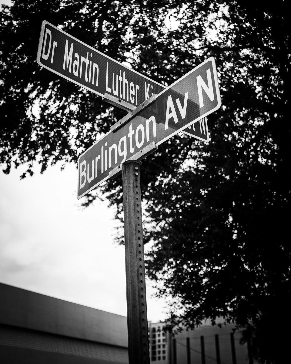 travmatic's tweet photo. What music do y’all listen to when doing #streetphotography ? https://t.co/0f39hILQw0