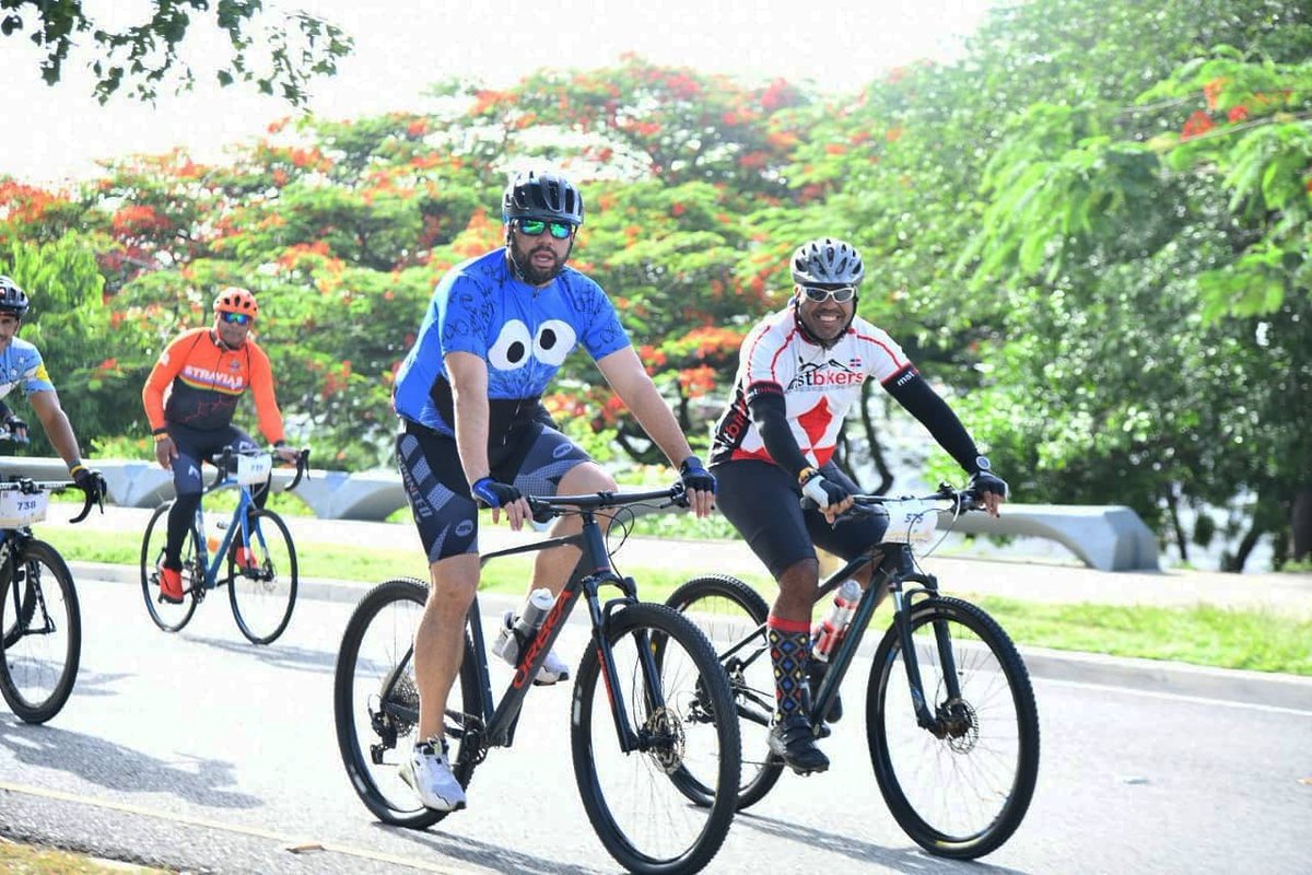 INTRANT_RD's tweet photo. #INTRANTNoticias 📰 | 🇩🇴🚴RD se encamina a una infraestructura más segura para los ciclistas. https://t.co/oaqSpy1VpQ
