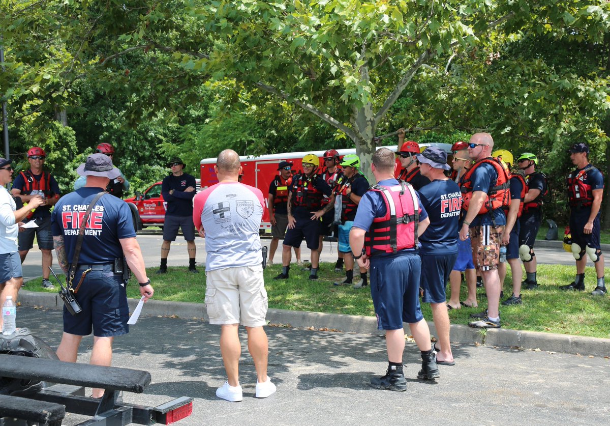 St Charles Fire Dept tweet media