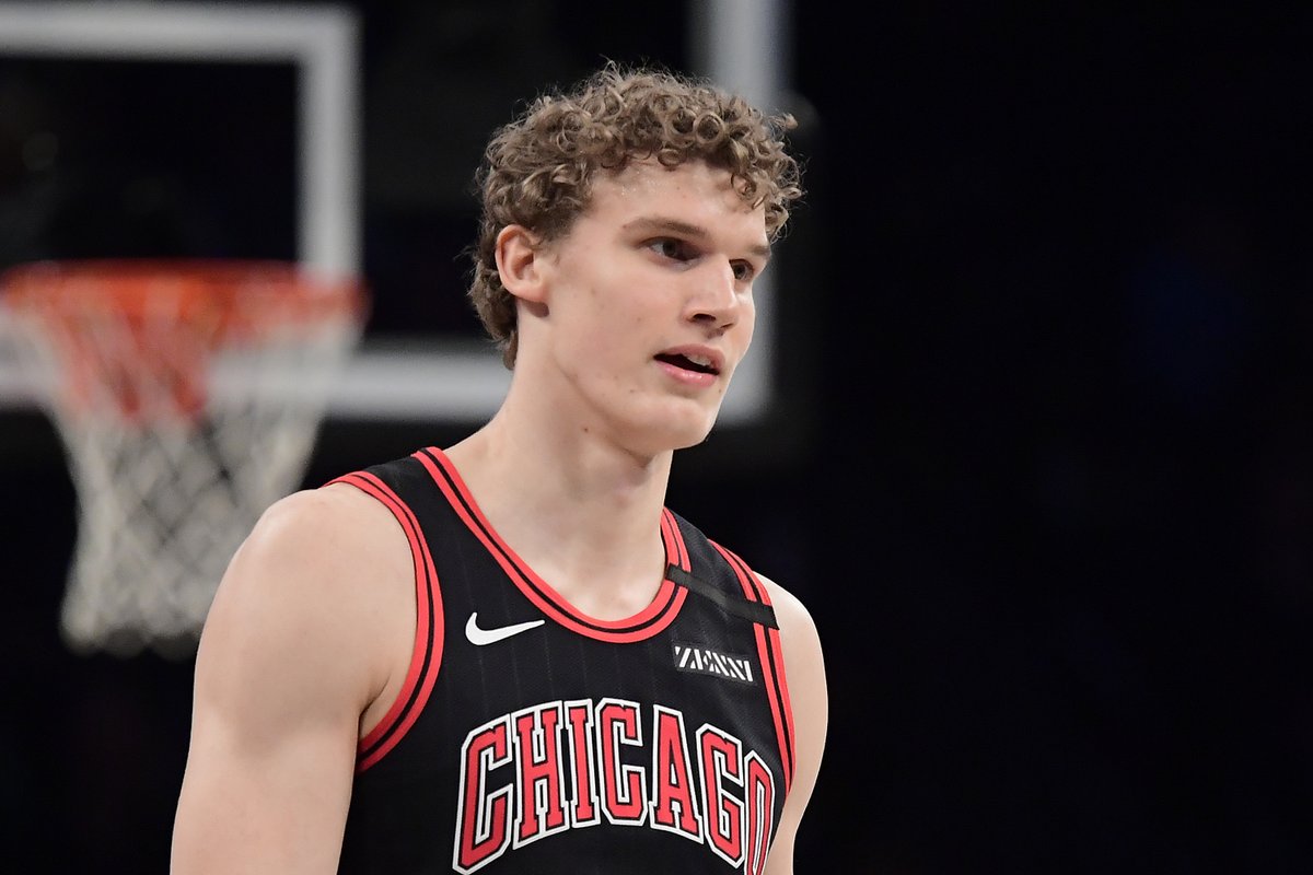 Bleacher Report On Twitter The Hornets Have Strong Interest In Lauri Markkanen Per Shamscharania