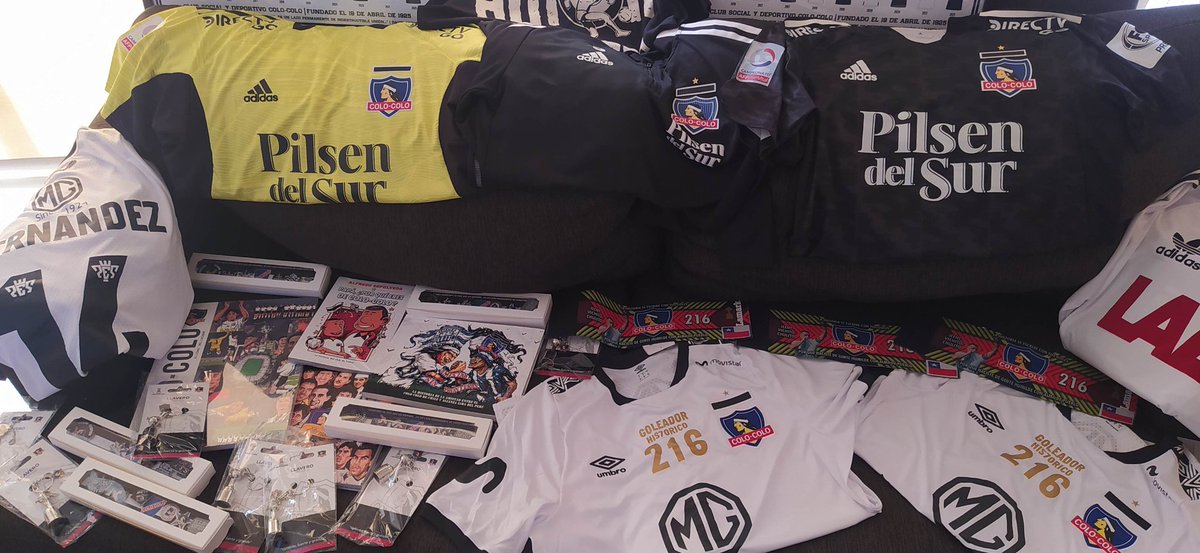 RutaDelHinchaCC's tweet photo. Amigos, tenemos una nueva y gran #RifaRutaDelHincha
Hay muchos y bellos premios!
Valor del N° $1.000
Recuerden que la rifa es nuestro único ingreso fijo para ayudar a hogares de niños, ollas comunes, campamentos, gente de calle, personas que viven en el abandono.
Apóyenos 🙏
RT😍 https://t.co/5QFmXAl8sc