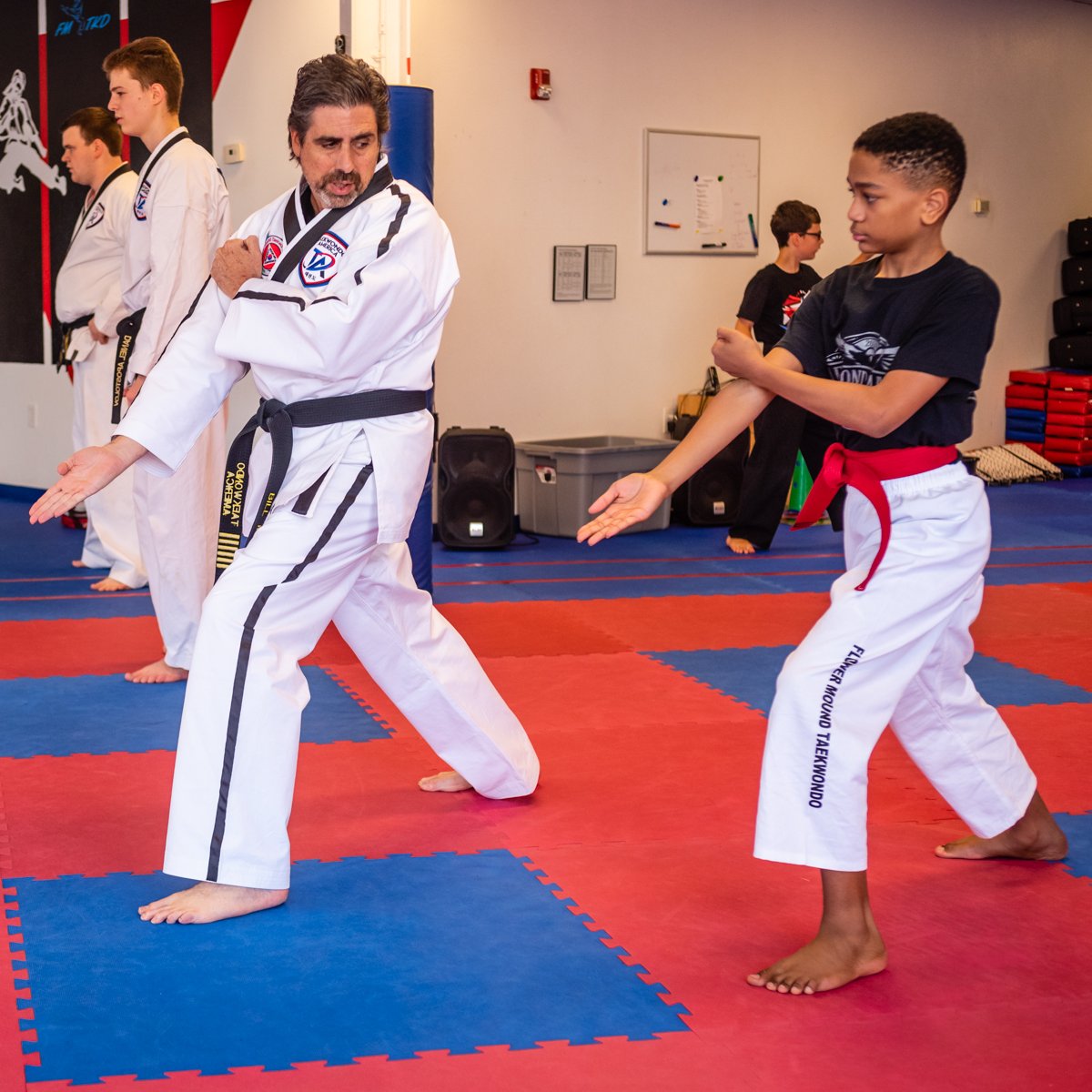 FlowerMoundTKD's tweet photo. Our instructors are here to instill confidence and teach skills that students can use throughout their lifetime, beyond taekwondo. https://t.co/Zf6q3EN69Z