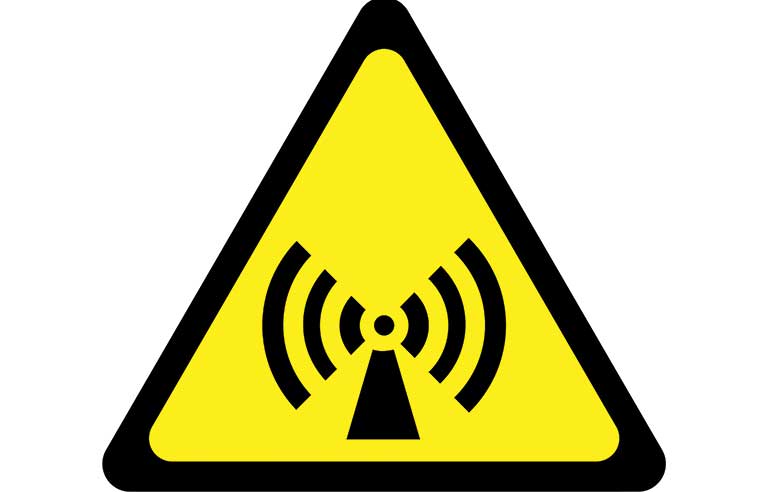 QRZnow's tweet photo. ARRL Now Provides Free RF Exposure Calculator https://t.co/WRX8fWStqt #HAMRADIO https://t.co/RkxQz9eK6N