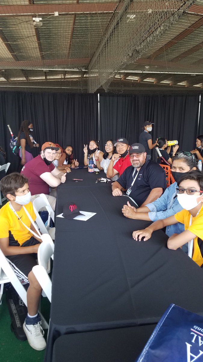 davidpintado727's tweet photo. Mount Diablo HS Red Devils Tennis team having a blast! https://t.co/PmOCVaQ5Ym