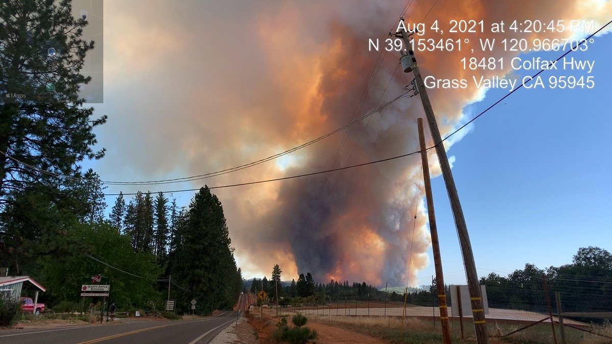 CaltransDist3's tweet photo. #RiverFire Photos taken one day apart by Maintenance Supt. Shelley Pangman near Moore Hill Road off SR-174 in @NevadaCountyCA. SR-174 remains CLOSED between You Bet Road and Rollins Lake Road for fire response. @CALFIRENEU @PlacerCA @NevCoOES @NevCoSheriff @PlacerSheriff https://t.co/uzgyn81MhJ