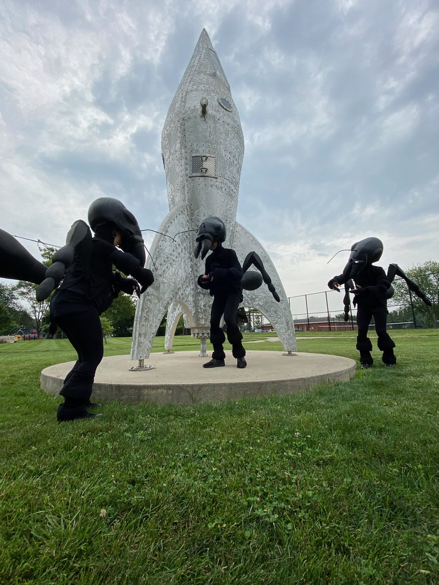 FREE FAMILY FUN this weekend! The ANTS by Polyglot Theatre have arrived and will pop up in parks in West Des Moines, Downtown Des Moines and Urbandale tomorrow - Sunday. Here they are at Haines Park in Altoona!

Check out DMPA.org for more info.