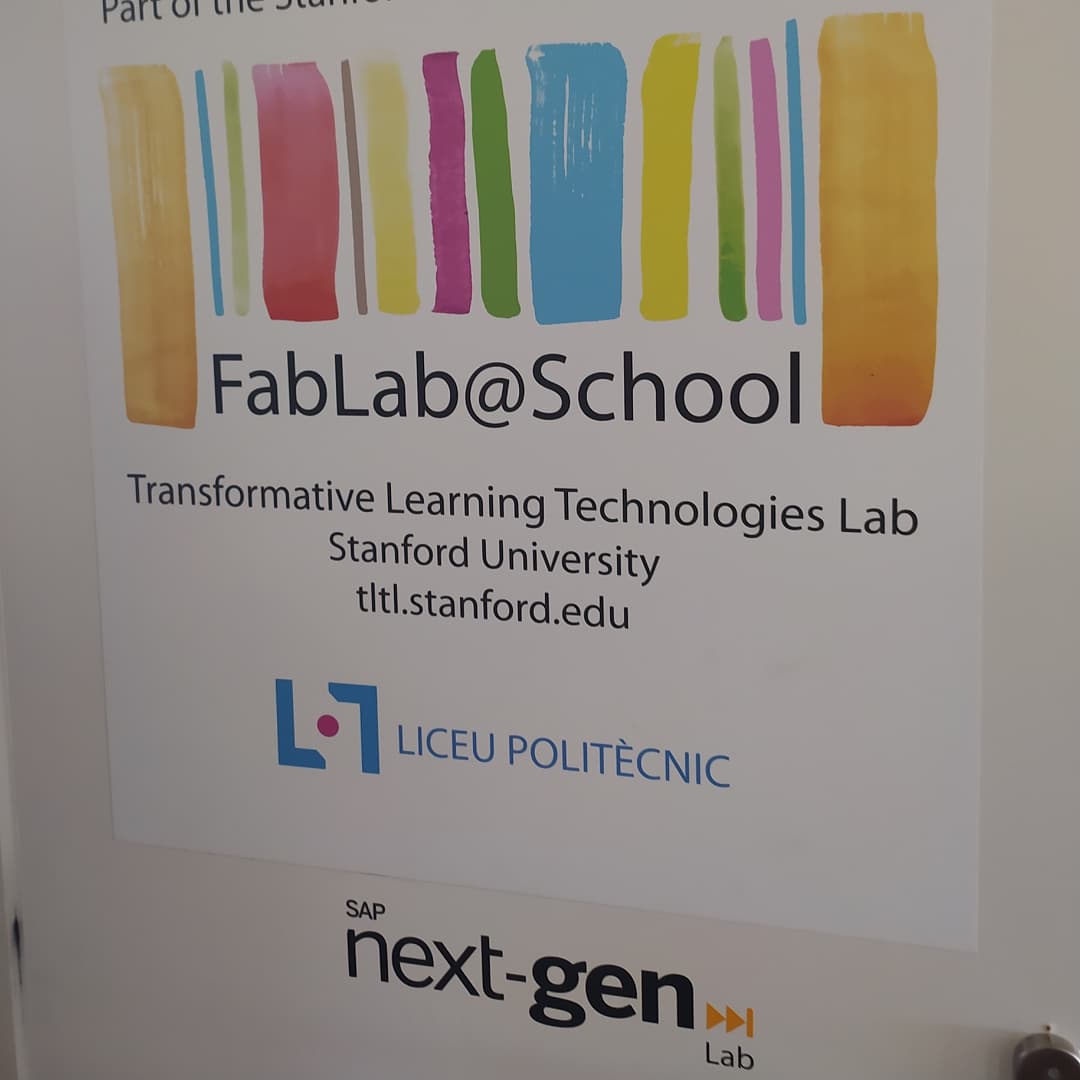 mmprofuture's tweet photo. Today  we have visited @liceu_politecnic, a FabLab for knowing its educational model and how they implement STEAM. 
Our Participants has exchanged experiences and knowledge. 
Thanks for this experience. 
#erasmus #steam #sistemathed
@SistemaThead https://t.co/CAR8gGSc10