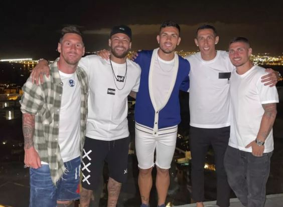 geglobo's tweet photo. PSG volta a fazer contato com Messi e fica otimista com conversa https://t.co/PspxE31nOj https://t.co/4AJYUyaDuK