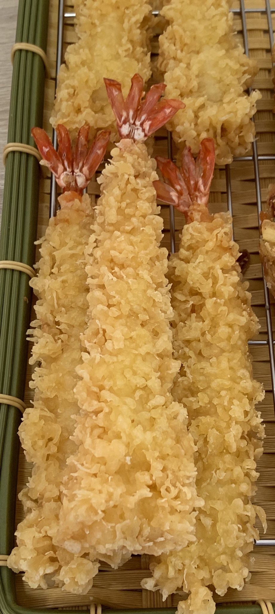 うまいち Delica Meat 新商品です とっても大きいエビ天ぷら エビ天丼にしてもよし うどんやお蕎麦 そうめんの お供でもよし おかずにちょっと リッチなエビ天はどうでしょうか T Co Epqssoggwl Twitter