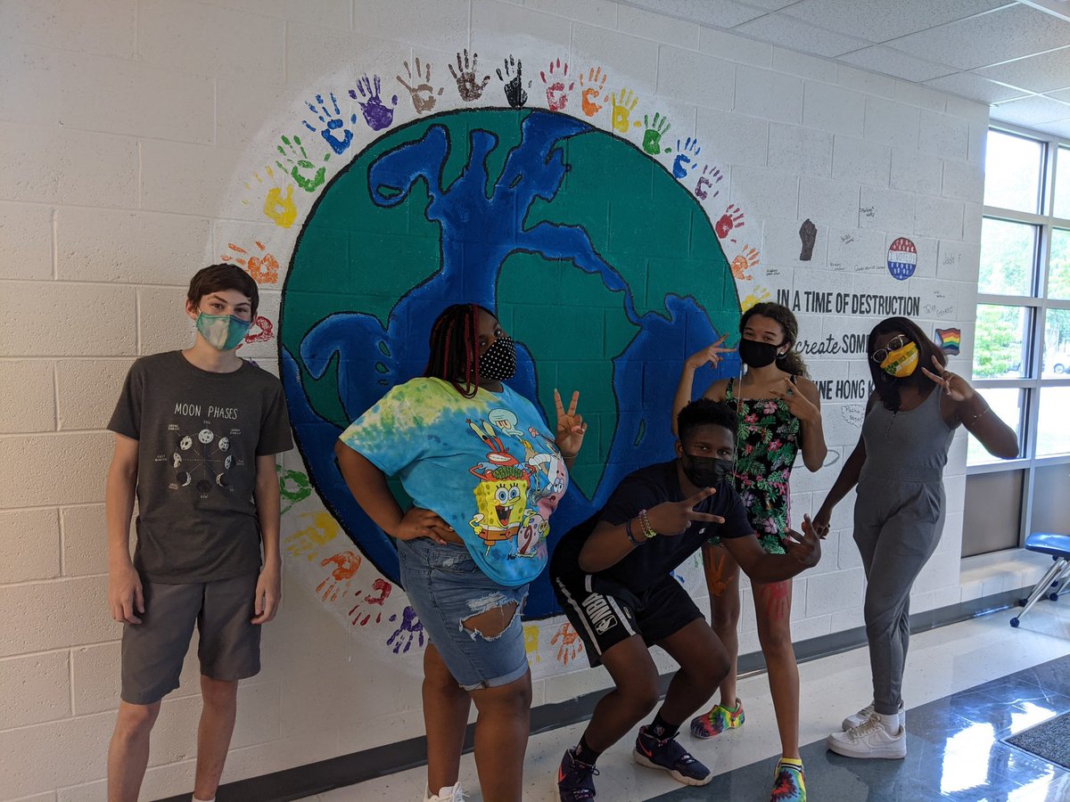 Looking for collaborative, positive and equity-minded teachers in special education and exploratory for the 2021-22 school year! Come join a dynamite staff to learn and support the most amazing scholars around🎉🎉💛💚💛💚<a href="/k12albemarle/">AlbemarleCountySchls</a>