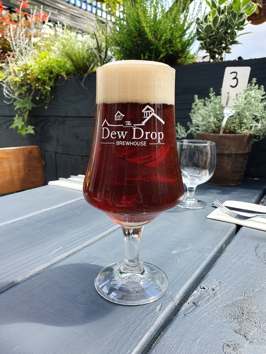 Bushwacked our Irish Red Ale. You just can't beat a really well made classic red. Draught is just so special. #brewpub #local #beer <a href="/IndieIrishBeer/">IndieIrishBeer</a> @BarAshtons @Hartes_Kildare <a href="/dewdropinnkill/">Dew Drop Inn & Brewhouse</a> <a href="/Firecastle_lane/">Firecastle Grocer</a>