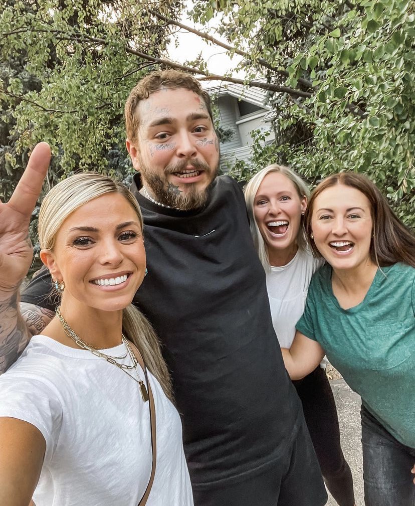 almondblondies's tweet image. AWWWW