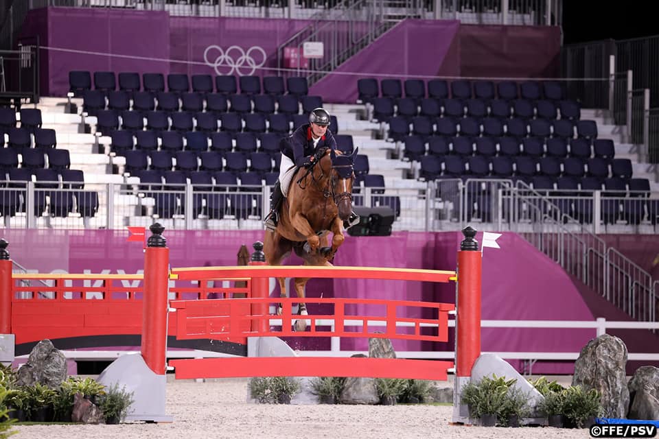 #RideToTokyo Urvoso du Roch et Nicolas Delmotte sont malheureusement forfaits pour l'épreuve par équipes de saut d'obstacles aux JO de <a href="/Tokyo2020/">#Tokyo2020</a>. Mathieu Billot et Quel Filou13 intègrent l'équipe de France. Plus d'infos : bit.ly/3CllbUF