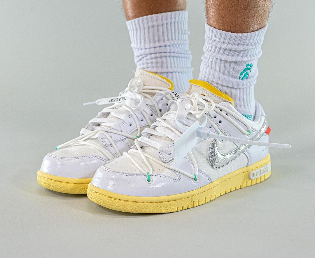 nike off white dunk on feet