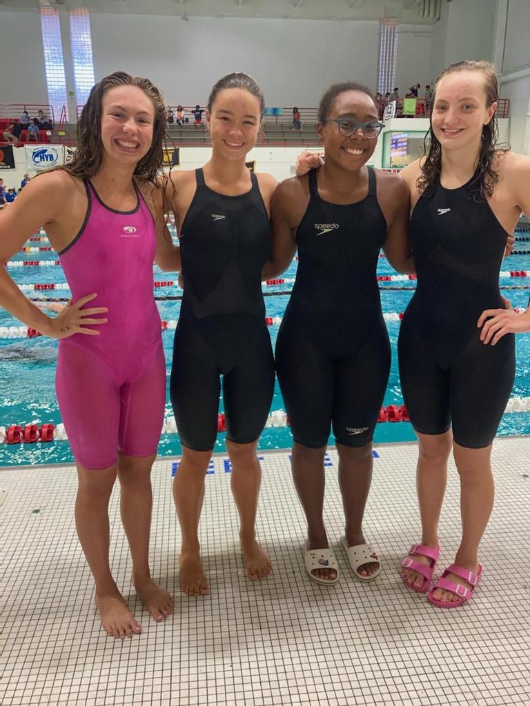 These 4 ladies (and Max) will be competing all weekend at the Eastern Zone Champs meet in Buffalo! BB dropped 19 spots in her 200 IM, KBJ dropped 4 seconds in her 200 free, and this quartet dropped a team record in the 200 free relay. More to come 🦬🦭🦊
