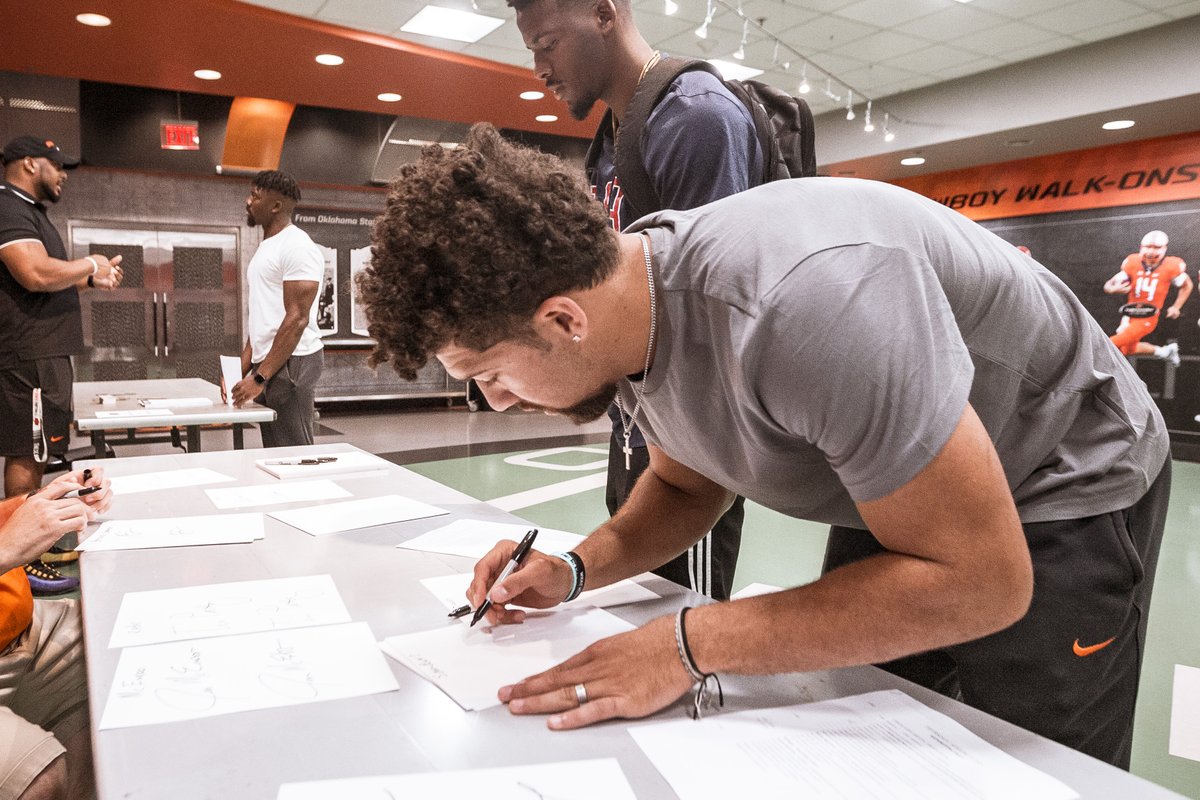 CowboyFB's tweet photo. Reporting for duty 🤠

#LetsRide I #GoPokes https://t.co/1SSpXKeFOL