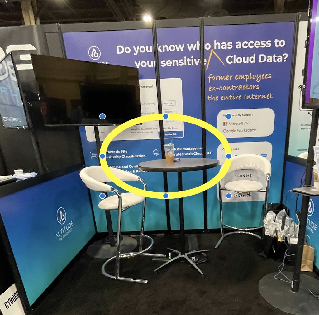 altitude______'s tweet photo. Looks like someone was there... the table has not gone to waste! #blackhat #MoreDataNeeded! https://t.co/002k0JbkhY