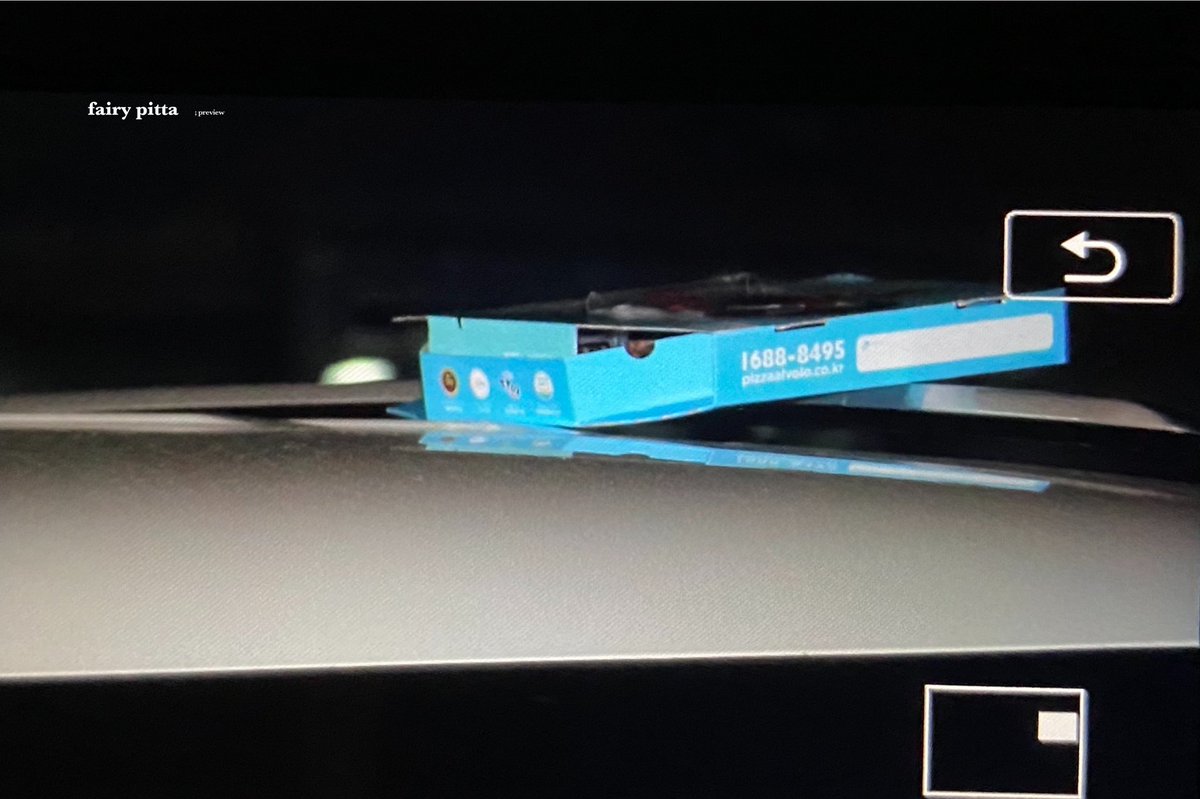 idolstruggles's tweet photo. 1) he left the pizza on top of the car
2) he tried to blow on the candles with his mask on https://t.co/S6yBuAmn6W