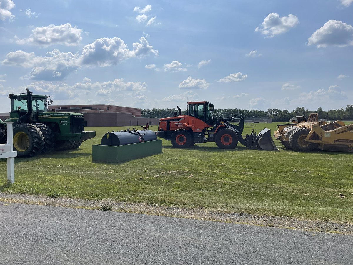 RFrens's tweet image. Big equipment arriving in Schoolcraft!  Breaking ground on our new elementary building Monday!