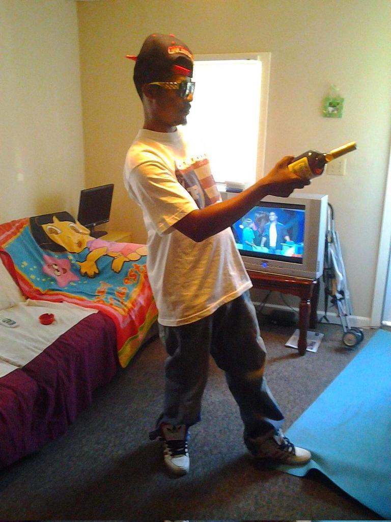 skrill_j's tweet photo. A lil throw back https://t.co/NbqWMWwtQG