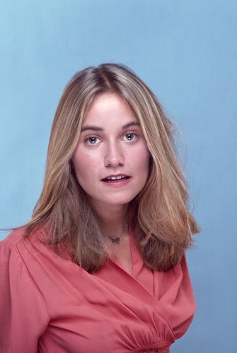 Happy birthday to \"The Brady Bunch\" star, Maureen McCormick, born on this date, August 5, 1956. 