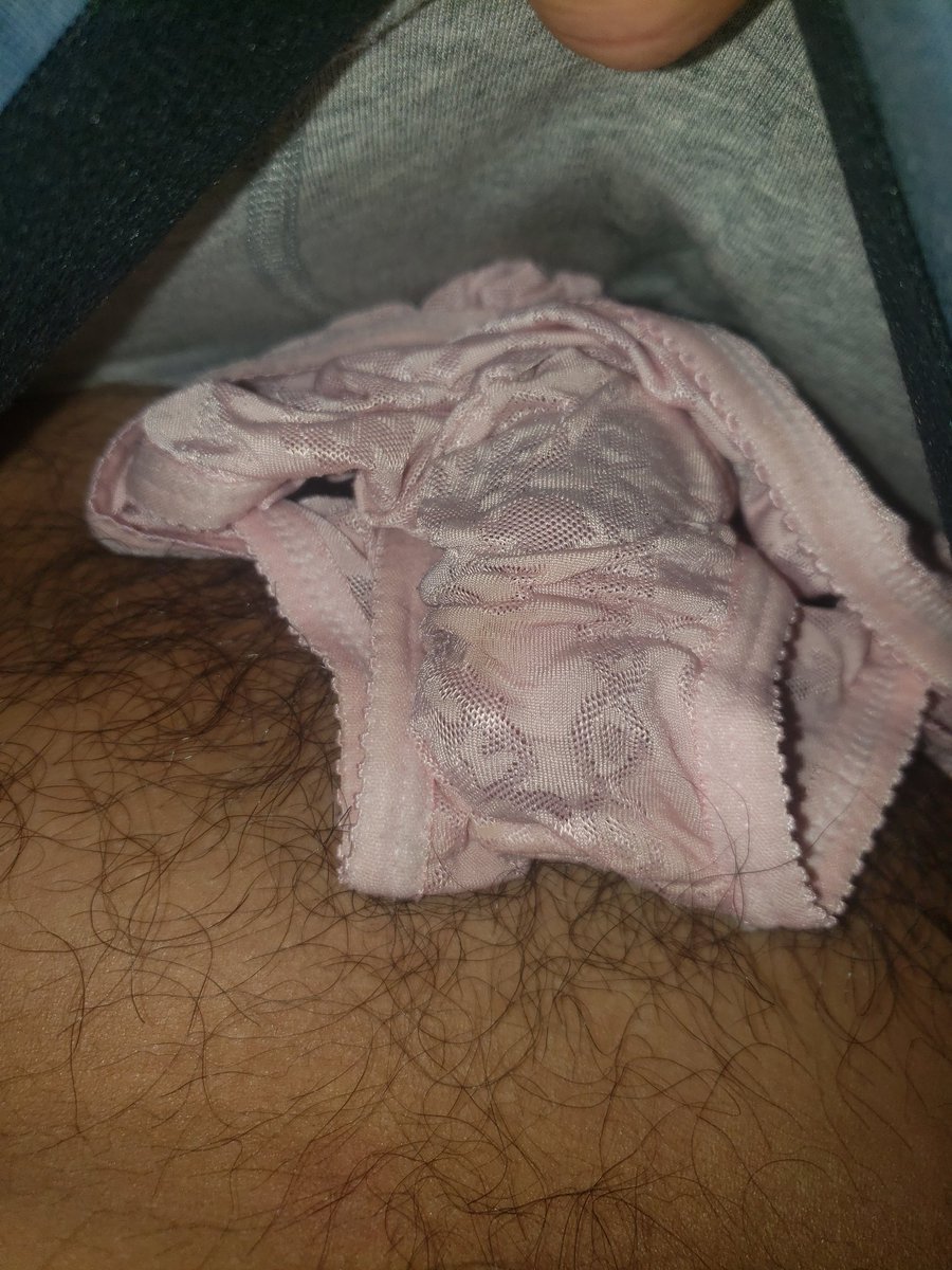 BrayenBaru's tweet photo. 24 jam membungkus kontol ku dr rmh sampai gue bawa ke kantor, di kantor gue gas lg di kamar mandi sampai plg kerja udah hampir 10 x gue nembak basah banget udah 1 x lg crot kita ganti CD ya ada 1 lg warna biru yg ini udah cukup di pejuhin maubalikin ke dlm lemari biar kepake dia https://t.co/GBpyZfng51