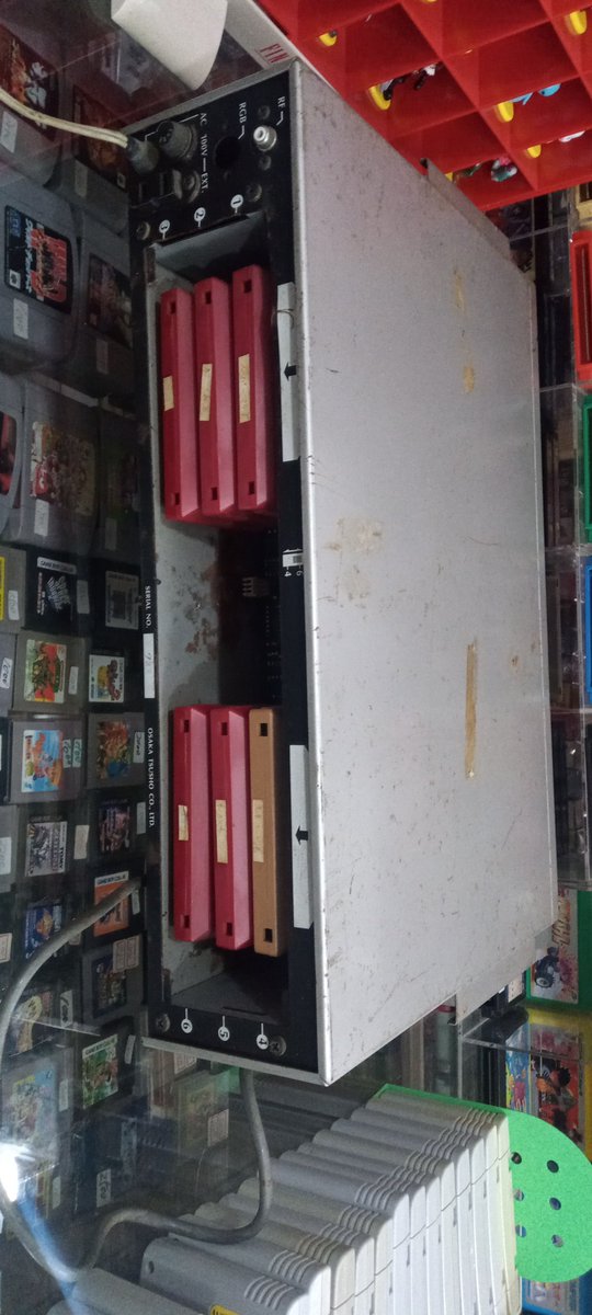 カルチャーアーツ 19時最終入店 月木休み V Twitter パチモンファミ ンボックス入荷しました いろんな意味でアレですが ここで特筆できるのはこれ T Co Sftxo21ir6 の著作権はこの会社にある という事なんです なんでファミリー は使えません だから