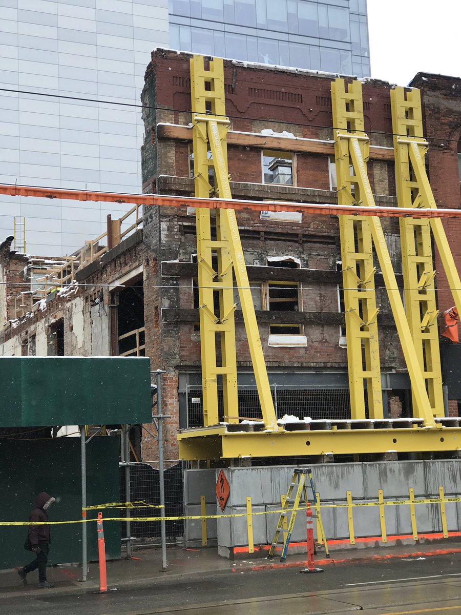 Henri Helvetica 🇭🇹 👨🏾‍🚀 🚀 tweet media